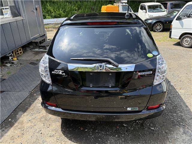 2011 Honda FIT SHUTTLE HYBRID — фото 2