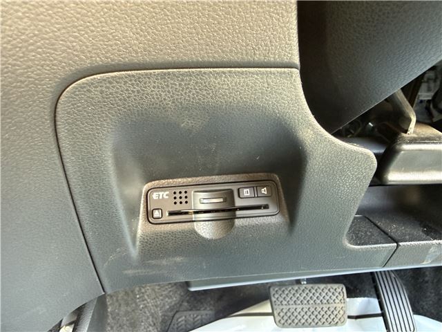 صورة مصغرة 20 لـ 2011 Honda FIT SHUTTLE HYBRID