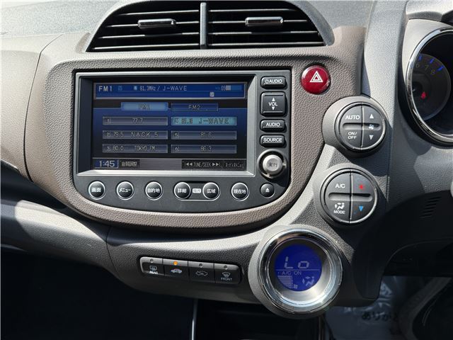 صورة مصغرة 22 لـ 2011 Honda FIT SHUTTLE HYBRID