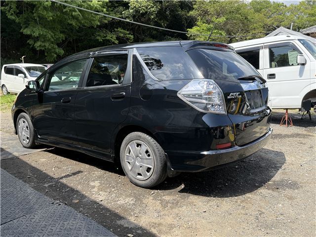 2011 Honda FIT SHUTTLE HYBRID — фото 6
