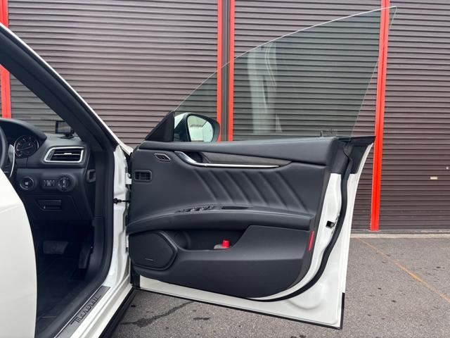 صورة مصغرة 19 لـ 2023 Maserati GHIBLI