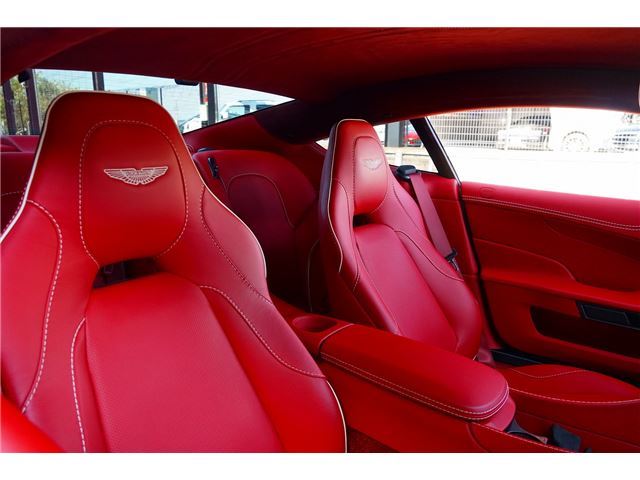 2016 Aston Martin VANQUISH — миниатюра 20