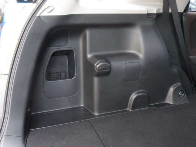2011 Honda FIT SHUTTLE HYBRID 缩略图 16