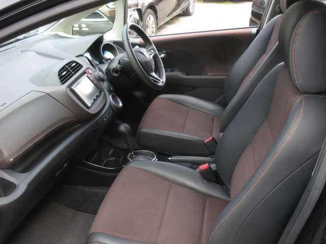 2011 Honda FIT SHUTTLE HYBRID — фото 6