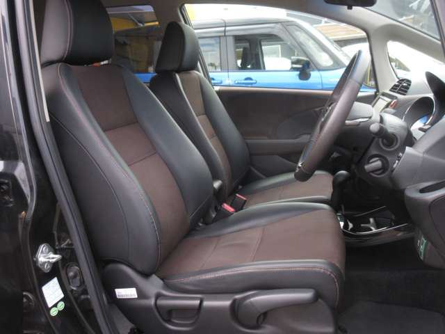 2011 Honda FIT SHUTTLE HYBRID — фото 4