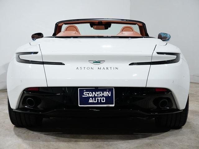 2025 Aston Martin DB12 VOLANTE — фото 15