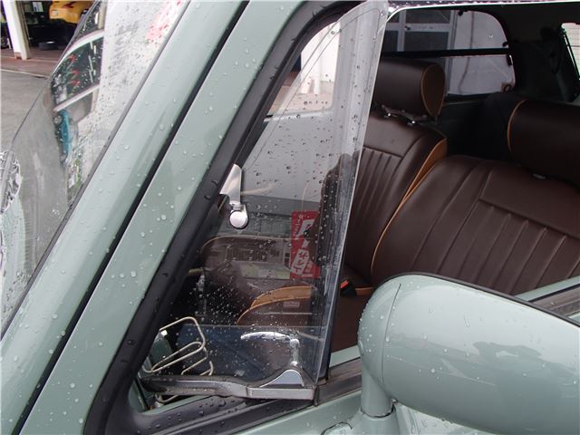 صورة مصغرة 40 لـ 1990 Nissan PAO