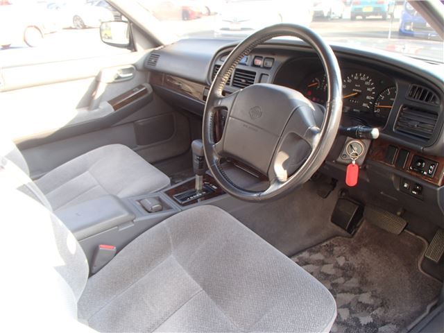 صورة مصغرة 34 لـ 1994 Nissan GLORIA