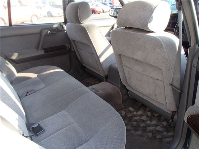 صورة مصغرة 36 لـ 1994 Nissan GLORIA