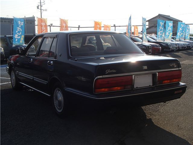 صورة 6 لـ 1994 Nissan GLORIA