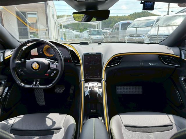 2021 Ferrari ROMA — миниатюра 4