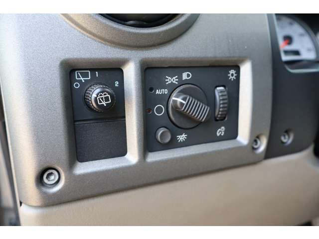 2003 Hummer H2 缩略图 32