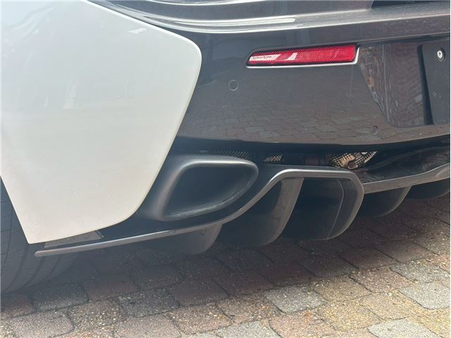 صورة 6 لـ 2016 Mclaren 570S