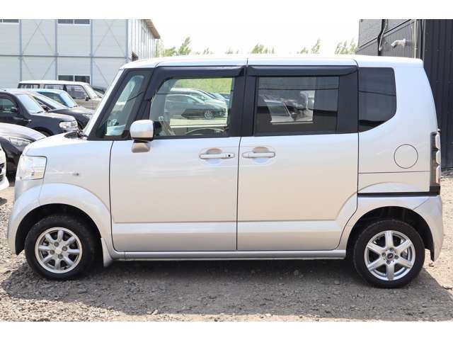 2012 Honda N-BOX+ — миниатюра 18