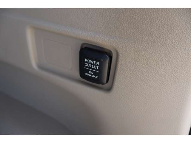 2012 Honda N-BOX+ — миниатюра 23