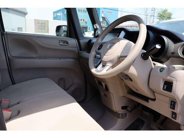 2012 Honda N-BOX+ — миниатюра 30
