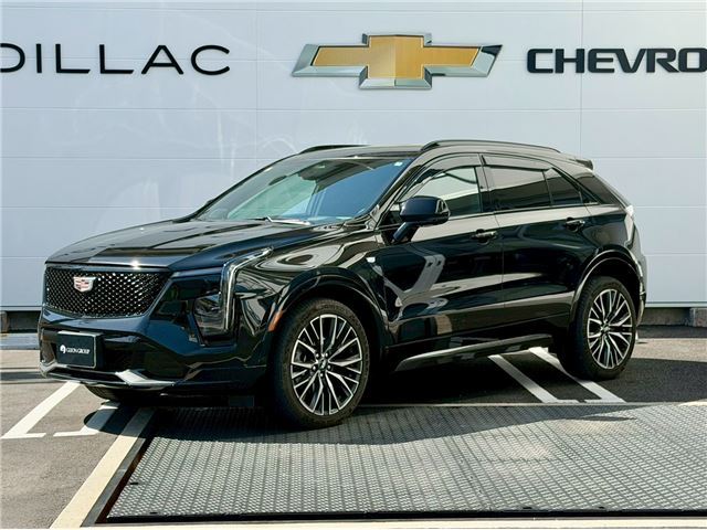 2025 Cadillac XT4 照片 3