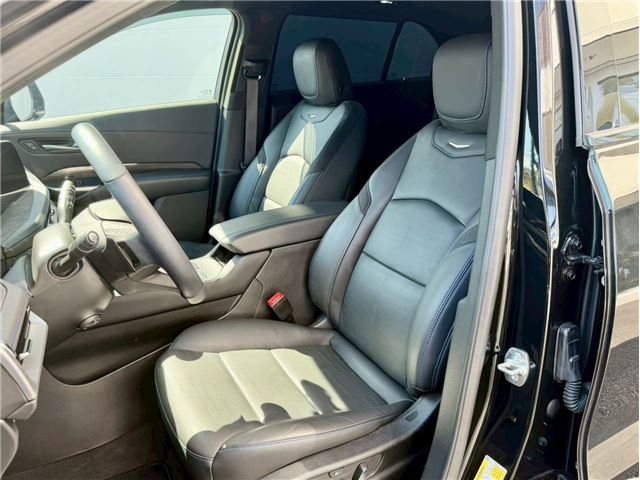 2025 Cadillac XT4 缩略图 21