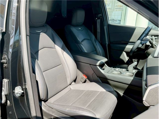 2025 Cadillac XT4 缩略图 23