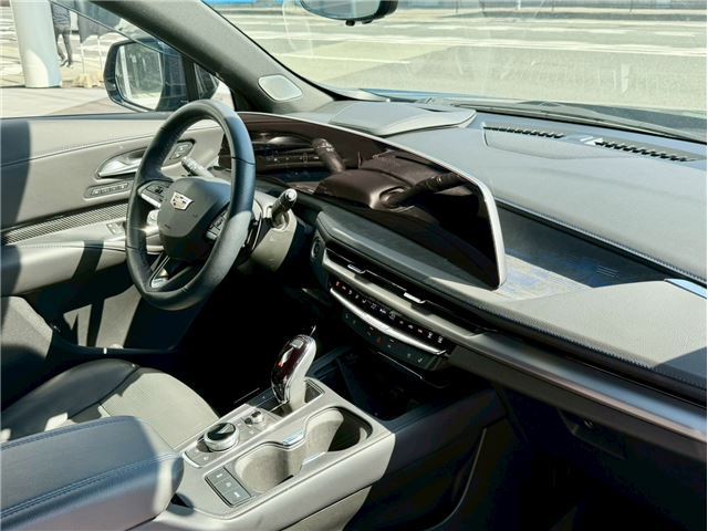 2025 Cadillac XT4 缩略图 24