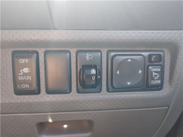 2012 Nissan AD — миниатюра 20