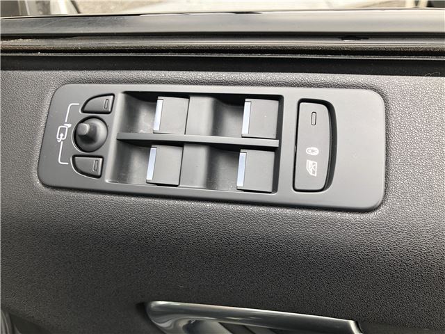 2015 LAND Rover DISCOVERY SPORT 缩略图 23