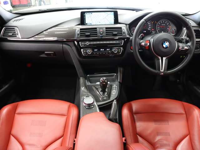 2016 BMW M3 SEDAN photo 2
