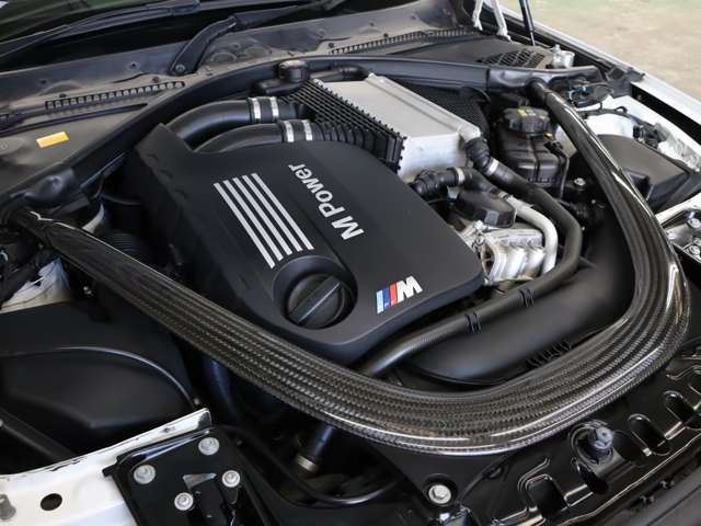 2016 BMW M3 SEDAN photo 5