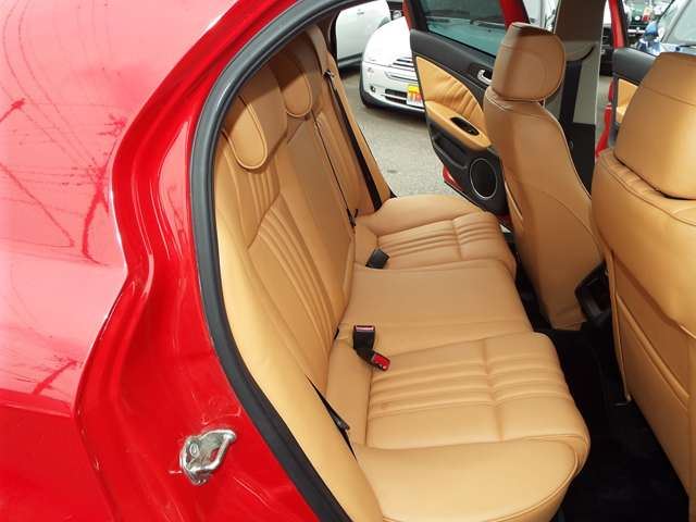 صورة مصغرة 12 لـ 2007 ALFA Romeo ALFA 159