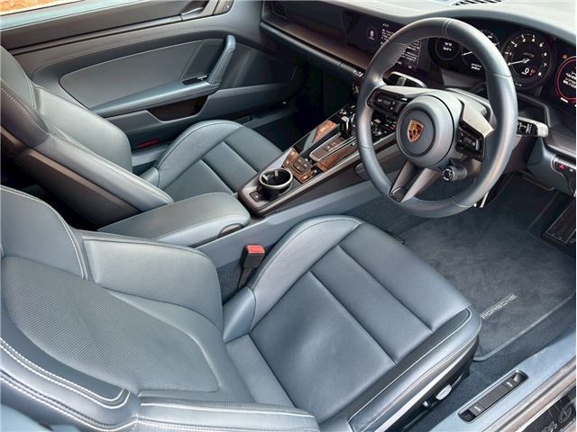 2022 Porsche 911 — миниатюра 3