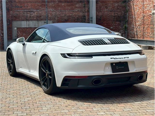 2022 Porsche 911 — миниатюра 11
