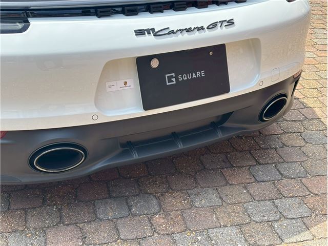 2022 Porsche 911 — миниатюра 36