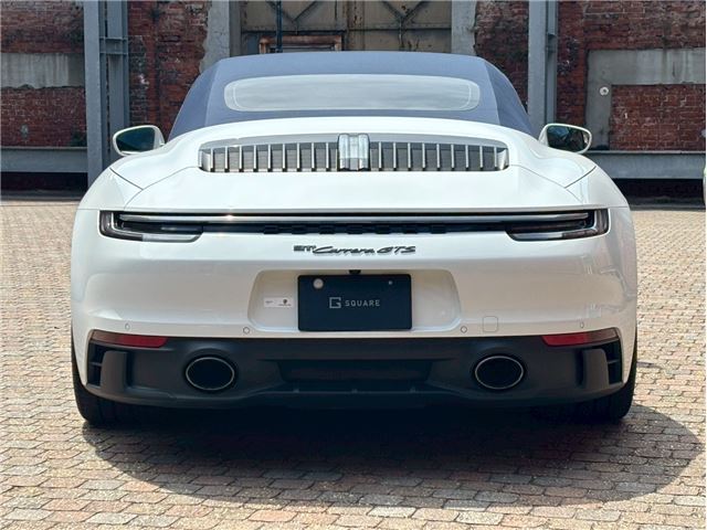 2022 Porsche 911 — миниатюра 10