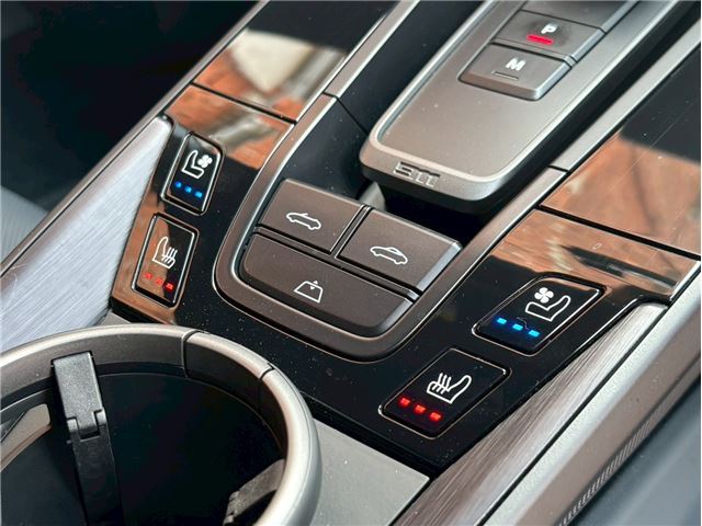 2022 Porsche 911 — миниатюра 6