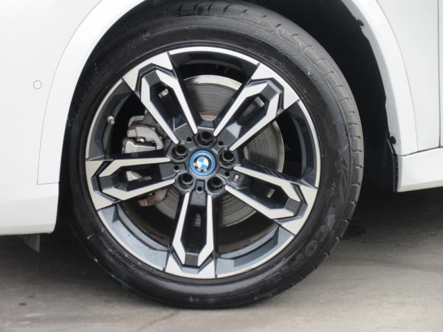 2023 BMW IX1 照片 9