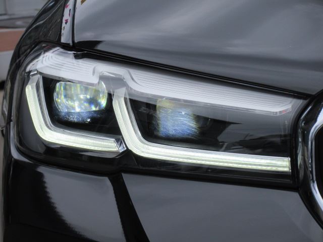 2023 BMW 5 SERIES — миниатюра 17