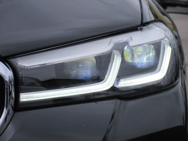 2023 BMW 5 SERIES — миниатюра 18