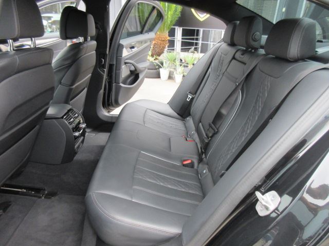 2023 BMW 5 SERIES — миниатюра 43