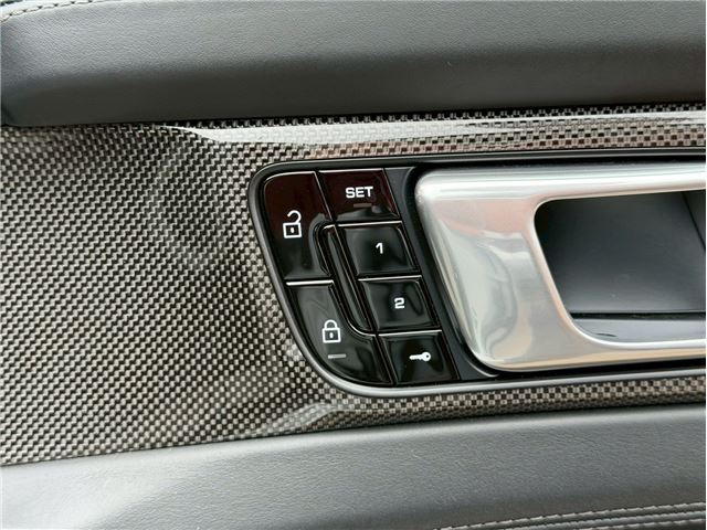 صورة مصغرة 34 لـ 2020 Porsche PANAMERA