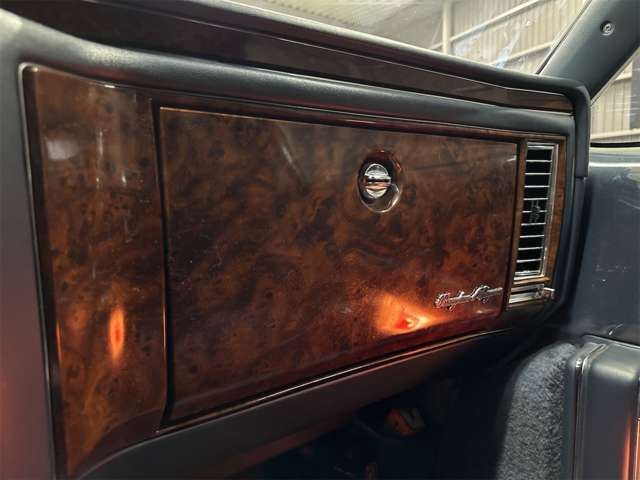 1992 Cadillac FLEETWOOD thumbnail 46
