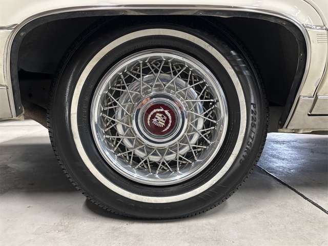 1992 Cadillac FLEETWOOD thumbnail 53
