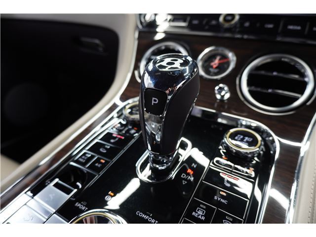 صورة مصغرة 25 لـ 2018 Bentley CONTINENTAL