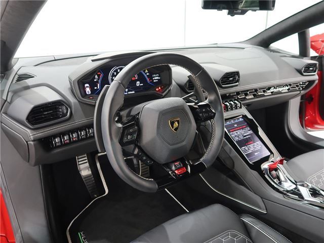 صورة مصغرة 3 لـ 2022 Lamborghini HURACAN
