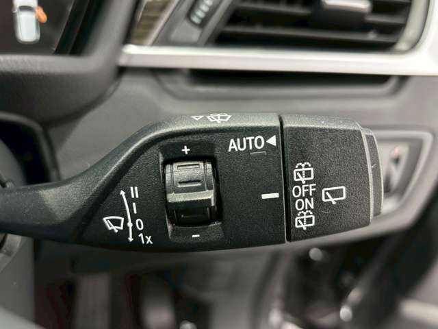 2017 BMW X1 缩略图 18