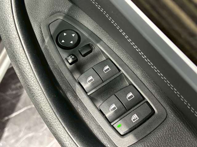 2017 BMW X1 缩略图 19