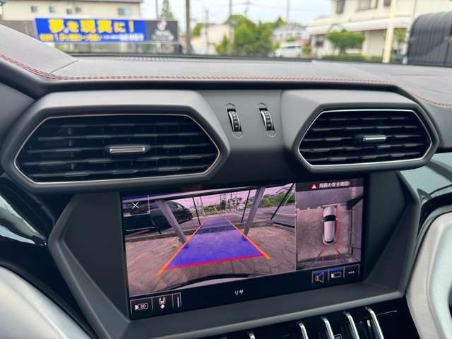 2018 Lamborghini URUS — миниатюра 21