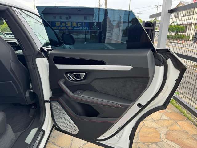 2018 Lamborghini URUS — миниатюра 52