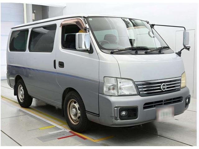 2002 Nissan CARAVAN — фото 1