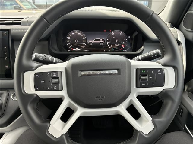2025 LAND Rover DEFENDER thumbnail 29