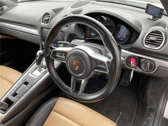 صورة مصغرة 3 لـ 2020 Porsche 718 BOXSTER